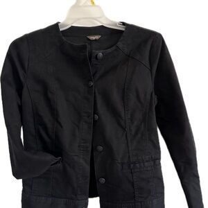 Denver Hayes Black Collarless Button-Front Jacket